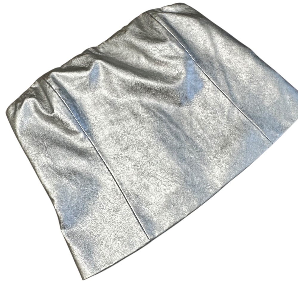 WAYN Bandeau Top Sz Large Silver Metallic Faux Leather Strapless Zipper Smocked